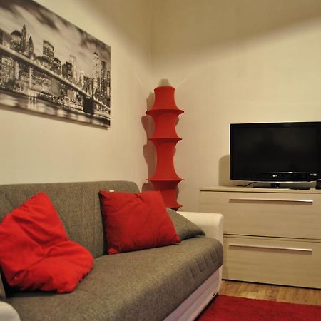 La Casa Gentile - Rossa - Appartamento Intero Гарбаньяте-Миланезе Экстерьер фото